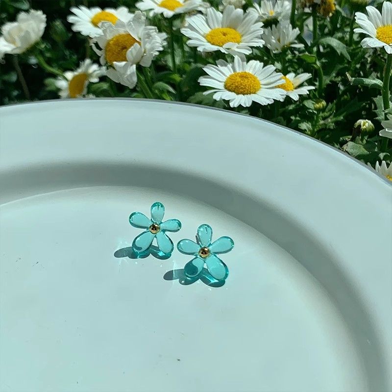Orecchini a forma di fiore in resina trasparente per donna, design semplice e di nicchia, orecchini versatili e dolci, nuova tendenza estiva_voghion.com