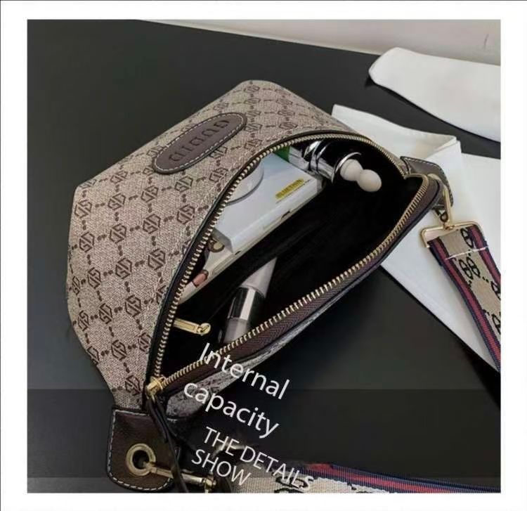 Sac de créateur 2025, nouveau sac demi-lune multifonctionnel à la mode, sac décontracté de niche pour femme, sac léger de luxe de haute qualité, sac de selle pour femme_voghion.com