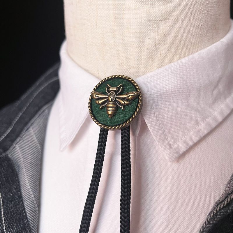 Collana estiva da uomo con personalità, stile polo ape, piccolo colletto, corda annodabile, papillon_voghion.com