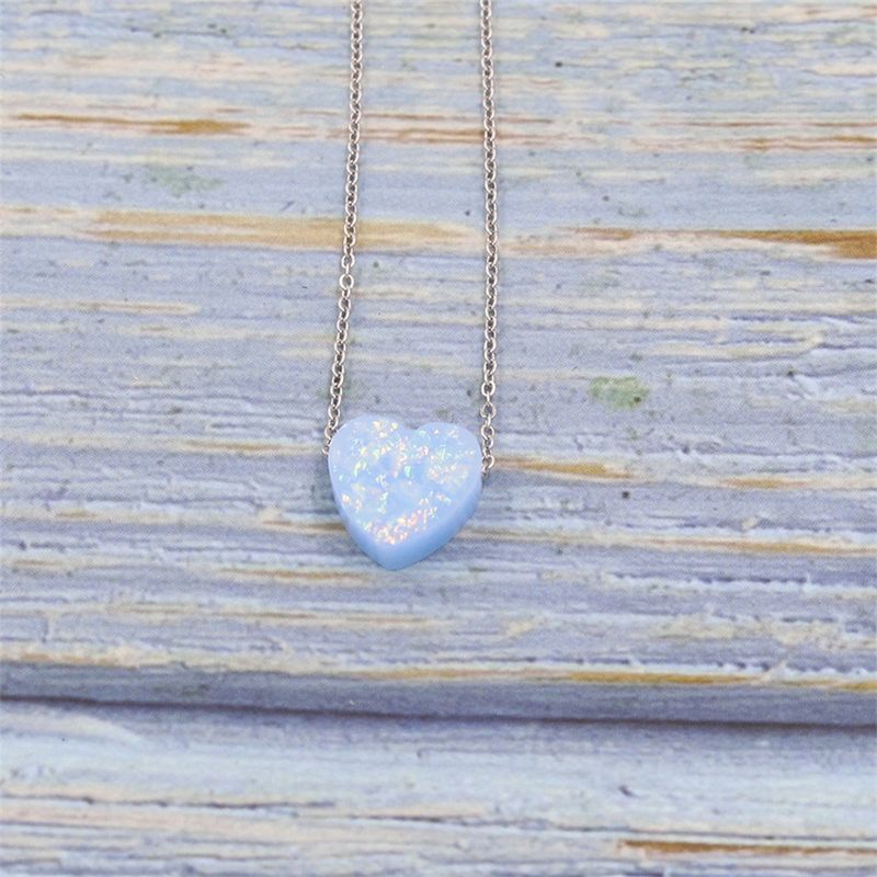 Vendita calda Collana da donna con ciondolo in opale a forma di cuore_voghion.com