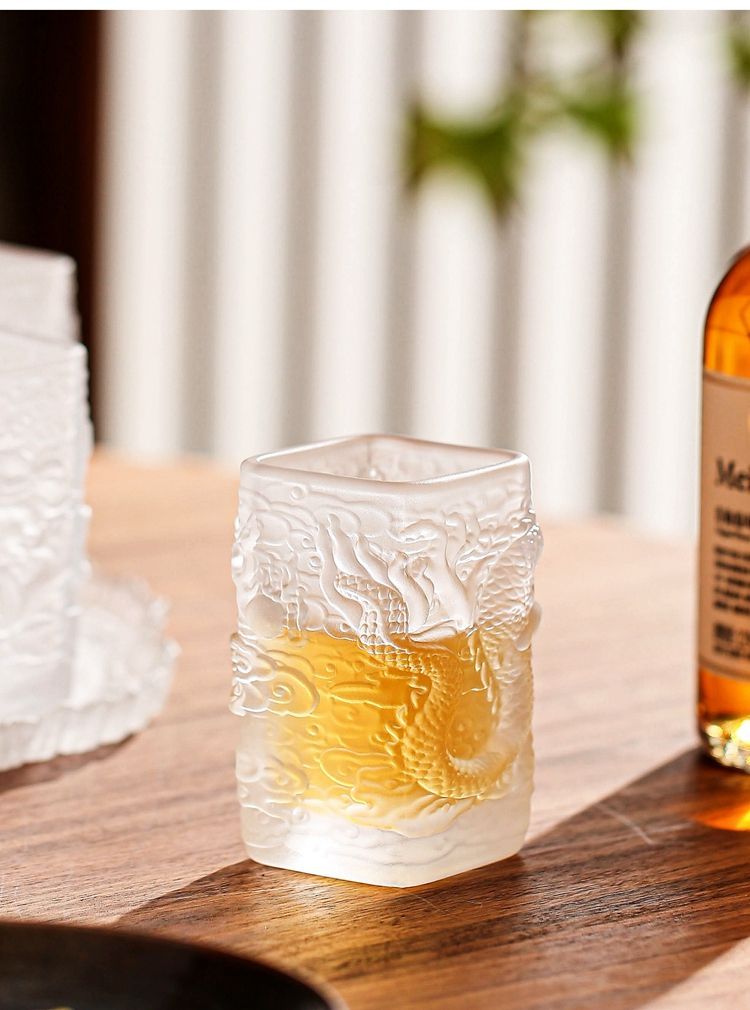 Ręcznie robiony wzór smoka, whisky, likier, zagęszczony kieliszek do wina, sake, kieliszek do wina_voghion.com