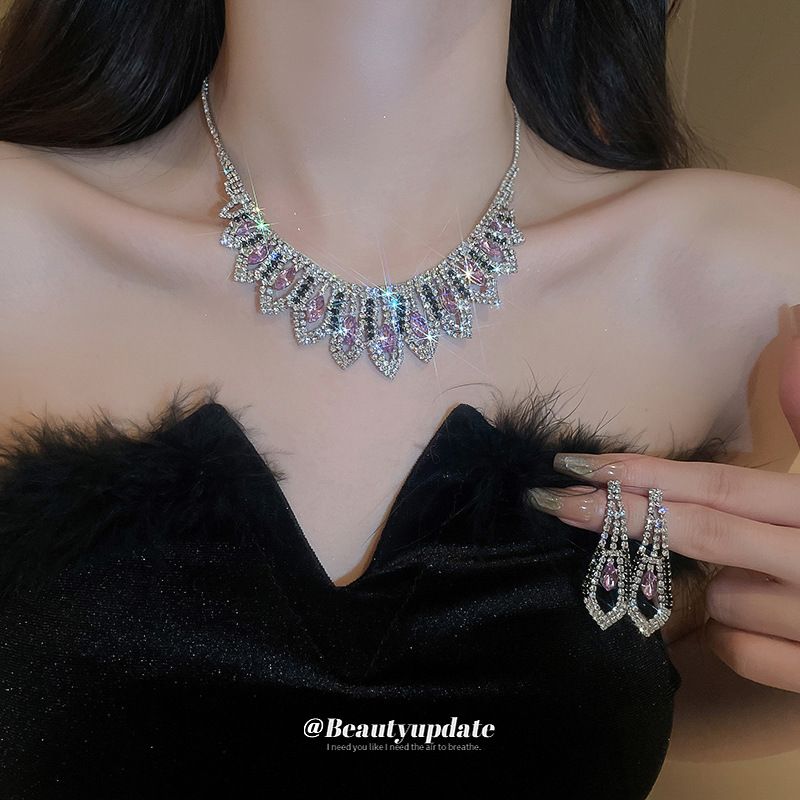 Diamond Fringe, Super Sparkling Geometric Necklace, Earring Set, Light Luxury, Cool Style, Collarbone Chain, Elegant_voghion.com