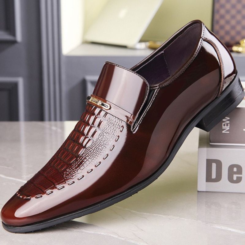 Scarpe da uomo in pelle con punta a punta, vestibilità slim, versatili, extra large, con motivo coccodrillo, di qualità imbattibile._voghion.com