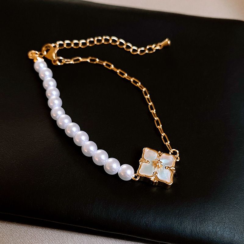 Real Gold Electroplated Zircon Double-sided Flower Light Luxury Fashion Bracelet, Hand Decoration, Palace Style,_voghion.com