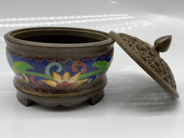 puhtast vasest käsitöö Cloison kolme jalaga viirukipõleti majapidamises pliidiplaat sandlipuu põleti Kodukaunistuse viirukipõleti_voghion.com