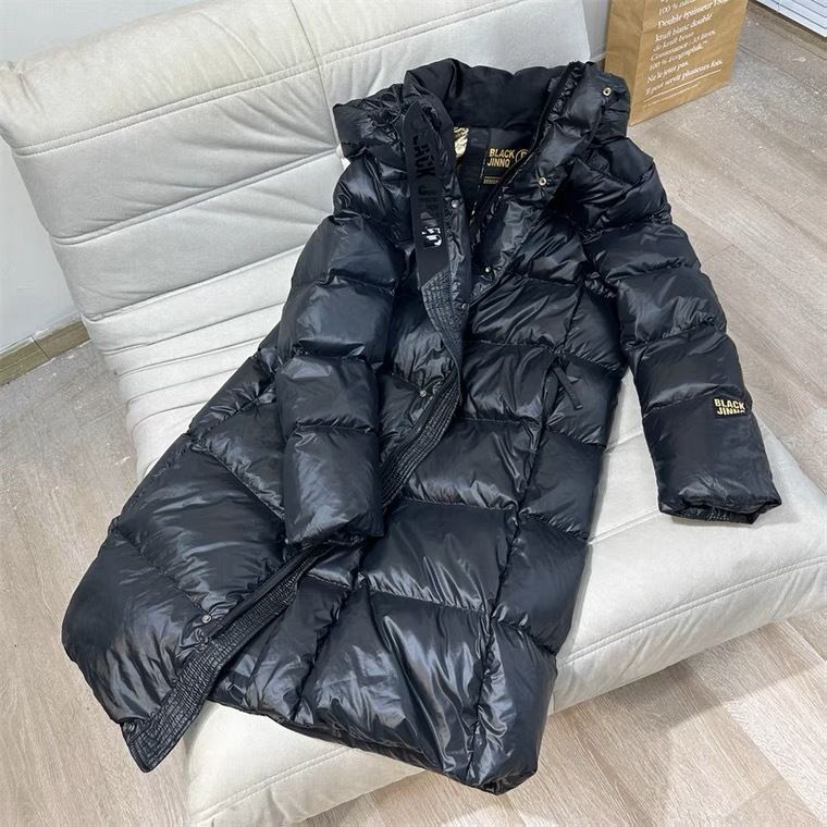 Women’s Long Down Coat – 85% White Duck Feather, 400g Ultra-Warm, Knee-Length Winter Jacket With 3D Embroidery (XS-XXXL)_voghion.com