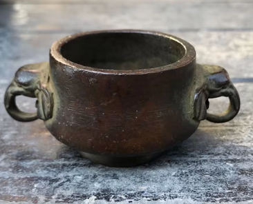 Elephant Double-Ear Small Incense Burner Vintage Incense Burner Study Decoration Antique Xuande Incense Burner Decoration One-Pi_voghion.com