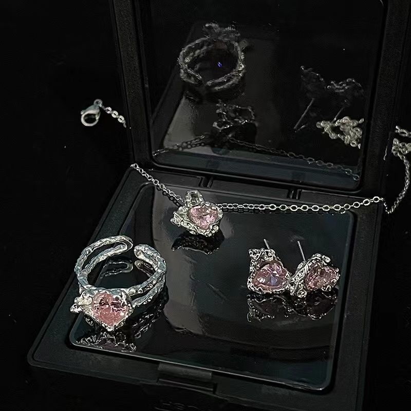 Girl Circon Temperament Female Pink Prstan Niche Design High End Sweet Cool Wind Lava Irregular Love Set_voghion.com