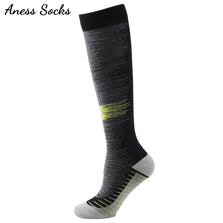 calze a compressione, corda per saltare, calze da corsa lunghe, calze per polpacci da uomo e da donna, calze a pressione per sport professionali all'aperto_voghion.com