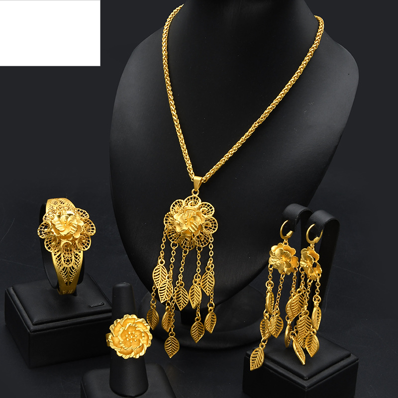 Ensemble de bijoux plaqué or avec découpe de fleurs, collier, boucles d'oreilles, bracelet, bague_voghion.com