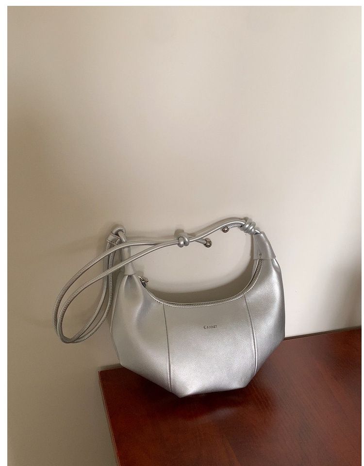 New Minimalist Multi-Functional Shoulder Bag Crossbody Bag Underarm Bag Horn Bag_voghion.com