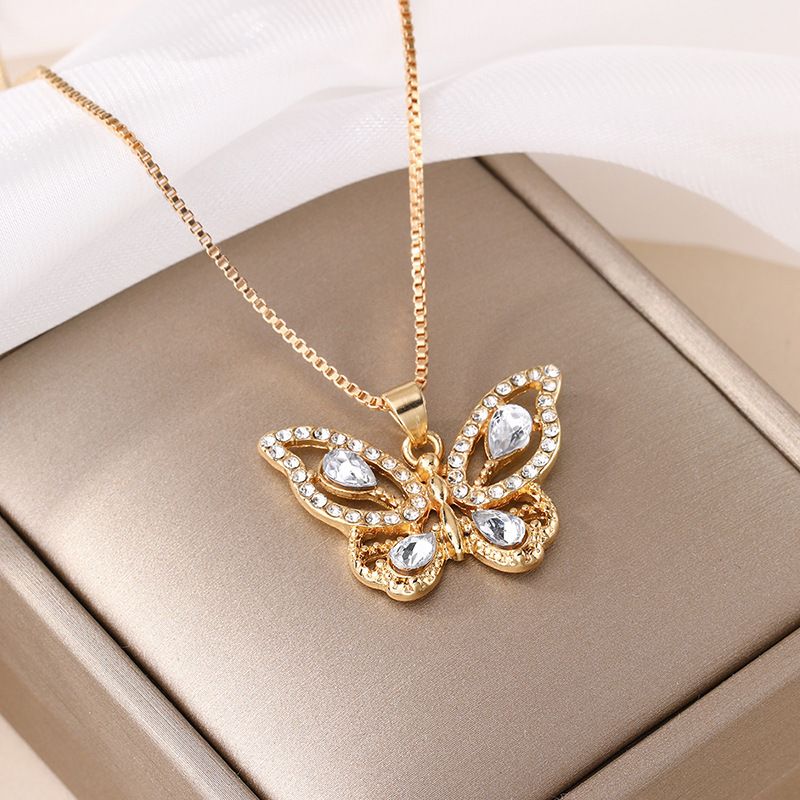 Chain Necklace Pendant Necklace 2024 New Jewelry Exaggerated Alloy Inlaid Diamond Pendant Niche Versatile Butterfly Necklace For Women_voghion.com