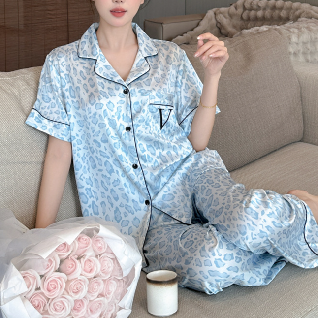 Damen-Pyjama-Set aus Satin mit Leopardenmuster – weiche und glatte Nachtwäsche aus Viskose-Rayon mit kurzärmligem Oberteil und langer Hose – leicht und atmungsaktiv_voghion.com