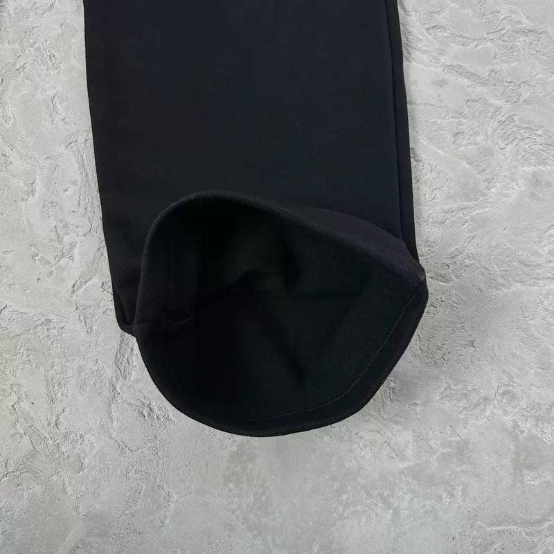 Roupa de proteção solar feminina para o verão - Conjunto de jaqueta e shorts leves com proteção UV para corrida, esportes e uso casual_voghion.com