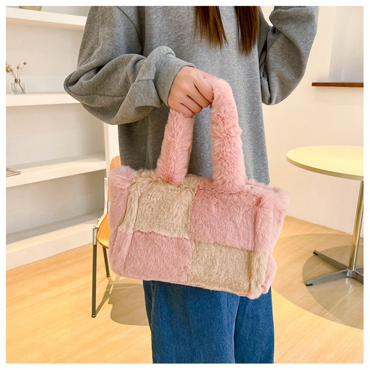 Women's Light Luxury Faux Shearling Tote Bag – Soft & Spacious Shoulder Bag For Everyday Use, Stylish Trendy With Magnetic Closure Plush Shoulder Bag_voghion.com