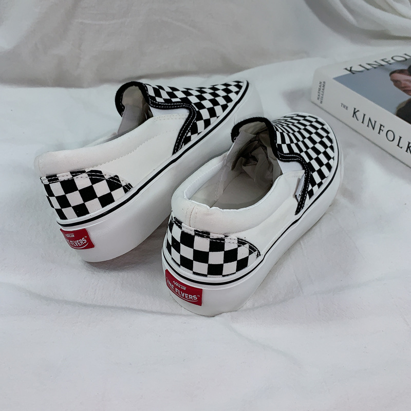 Primavera nuove scarpe di tela a scacchiera da donna coreana con suola spessa Slip On Lazy Ryan Vulcanizzato Skateboard_voghion.com