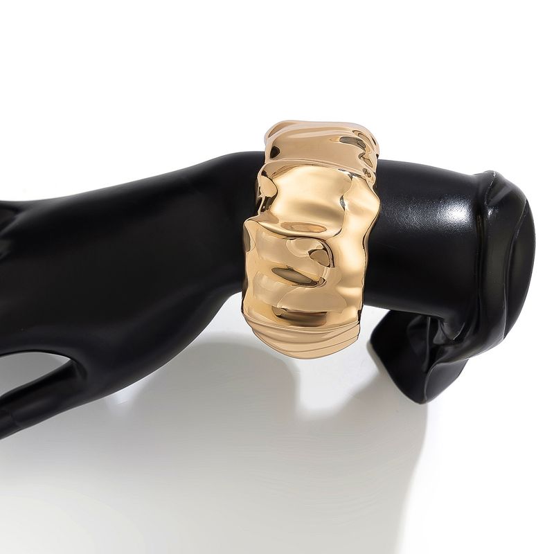 Temperament Baroque Big Pearl Ins Stacked Bracelet, Exaggerated Irregular Winding Bracelet_voghion.com