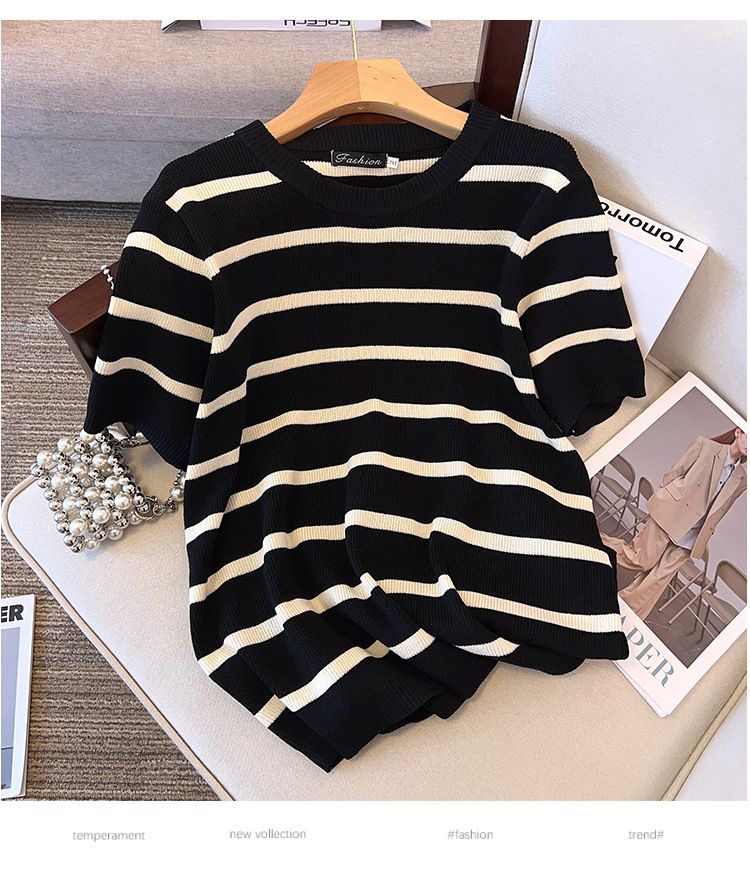 Plus Size Summer Viscose Knit Top For Women, Slimming Short Sleeve T-Shirt For Curvy Figures (2XL-7XL, Black/Beige)_voghion.com