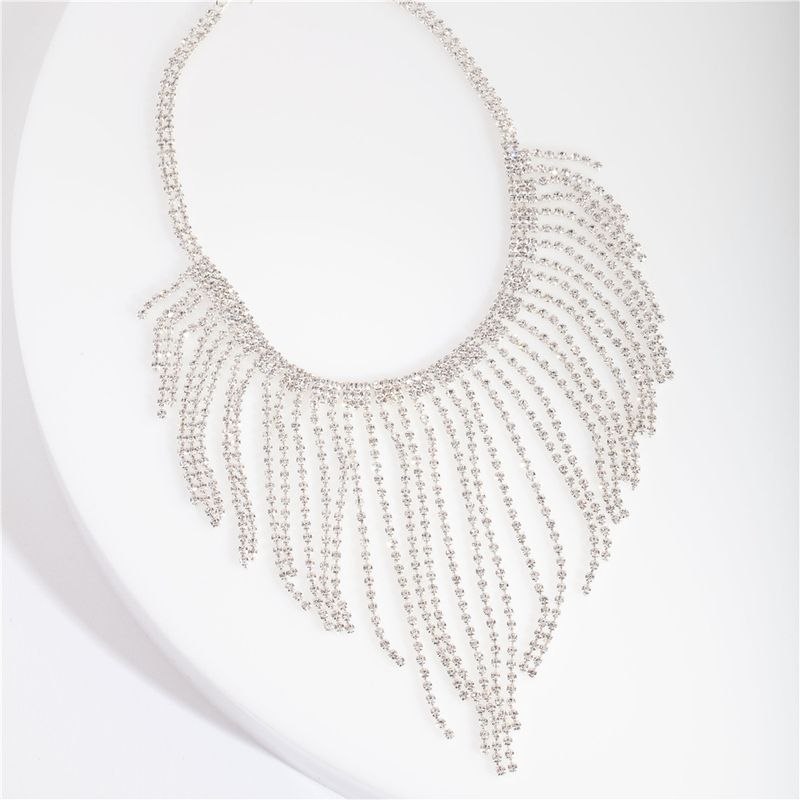 Personalized luxury rhinestone tassel simple and versatile necklace, exaggerated new diamond studded collarbone chain,_voghion.com