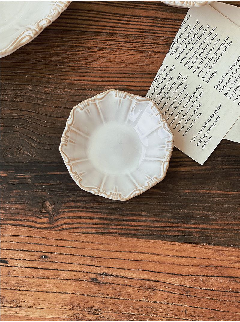 Elegantes Keramikgeschirrset mit Blumenmuster – 12-teiliges Reisschüsseln, Teller und Kaffeetassen im Retro-Stil (mikrowellengeeignet, bleifreie Glasur, für Hotel- und Heimgebrauch)_voghion.com