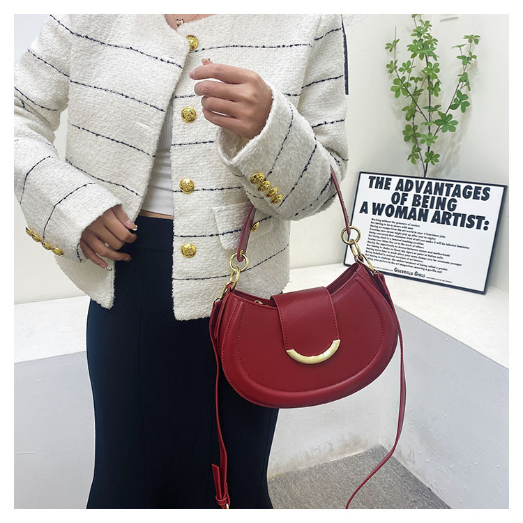 Bag Women's 2023 New High-end Niche Design Popular All-match Handbag Simple underarm single shoulder Messenger bag_voghion.com