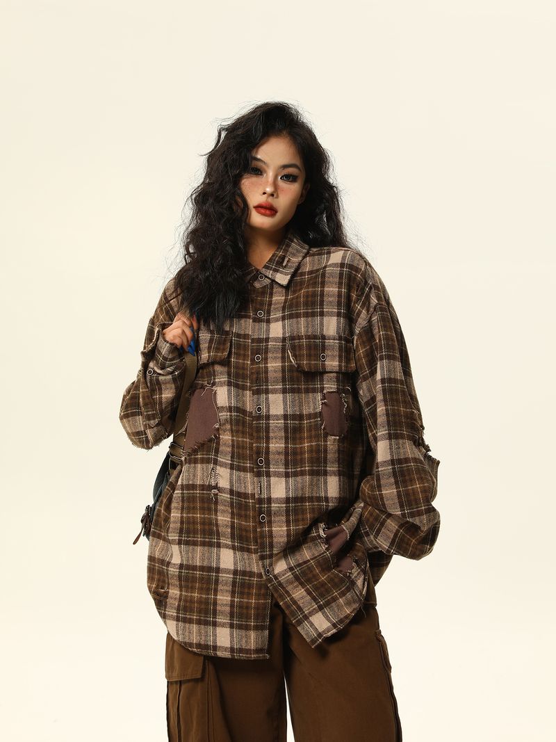 Camicia a quadri a maniche lunghe alla moda in stile americano Wild Azi per donna con design di patch rovinate_voghion.com