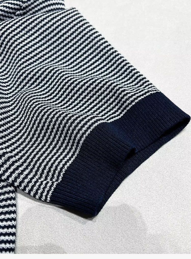 Herrenbekleidung lässiges Standard-T-Shirt Herren Sommer neue Mode Ins Trend Eis Seide Nadelstreifen gestrickt kurzärmelige Herrenoberteile_voghion.com