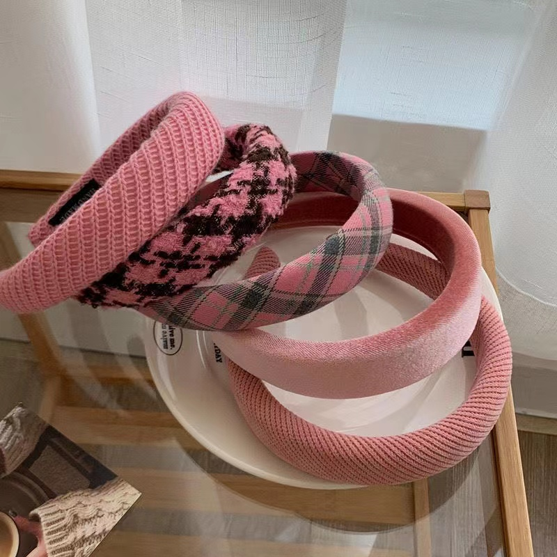 Moda di lusso leggera, senso di alta classe delle fasce per capelli dei nuovi modelli autunno e inverno 2023 da donna dolce_voghion.com