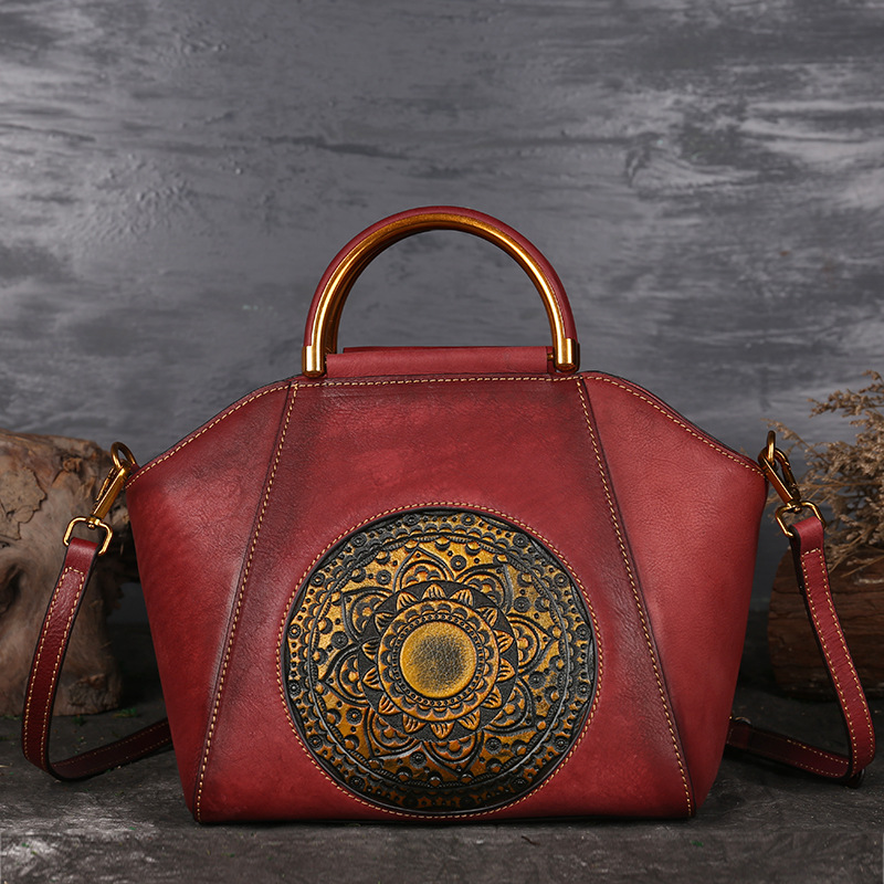 Genuine Emed Leather Messenger Top Handle Bag Retro Handbag Totem Pattern High Quality Natural Skin Women Shoulder Tote_voghion.com