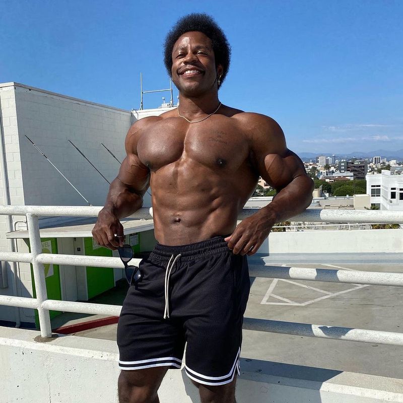 Men's Clothing Plus Size Men's Casual Pants Summer New Sports Breathable Mesh Quick Drying Basketball Pants Solid Color Shorts_voghion.com
