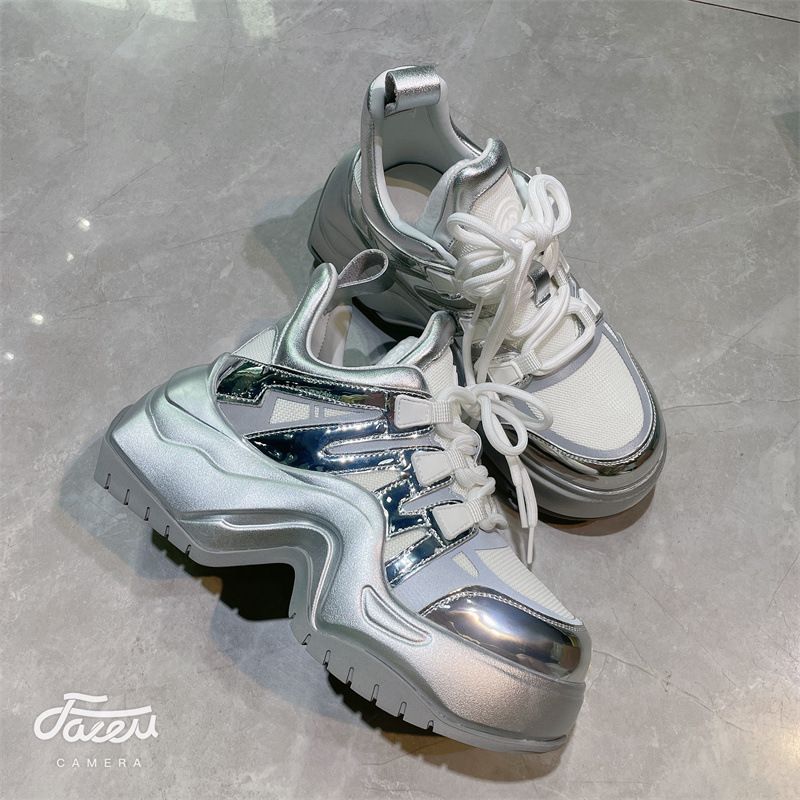 Scarpe casual da donna con punta tonda e lacci, con suola spessa, con aumento di altezza, autunno inverno 2025, nuove_voghion.com