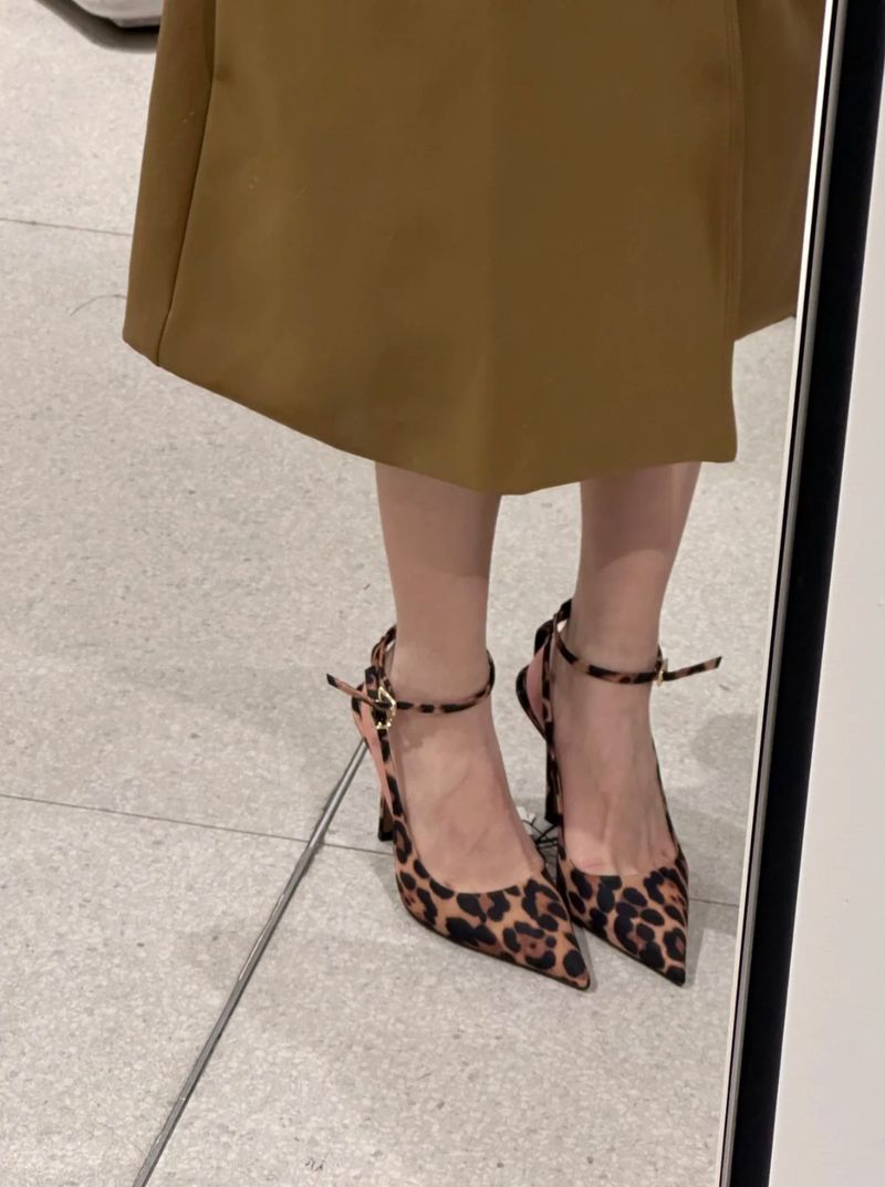 Talons hauts pointus imprimé léopard, boucle en un mot, tempérament français féminin, pieds non fatigués, stiletto sexy_voghion.com