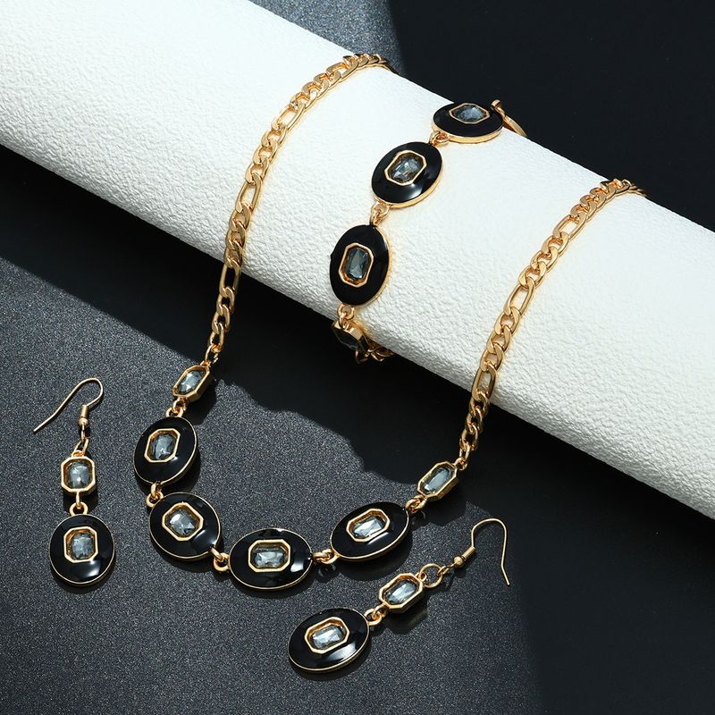 Ensemble de bijoux tendance en métal polygonal texturé pour femme, boucles d'oreilles, collier et bracelet_voghion.com