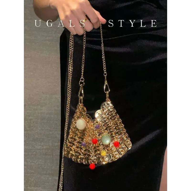Designer Frauen Metall Pailletten Kette Woven Hohl Abend Taschen Kupplung Weibliche Reise Urlaub Schulter Handtasche Tasche_voghion.com