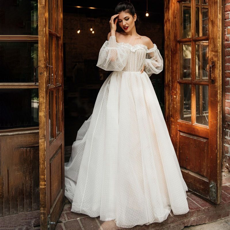 Abito da sposa da principessa in tulle, stile foresta, monospalla, manica lunga, super fata, semplice_voghion.com