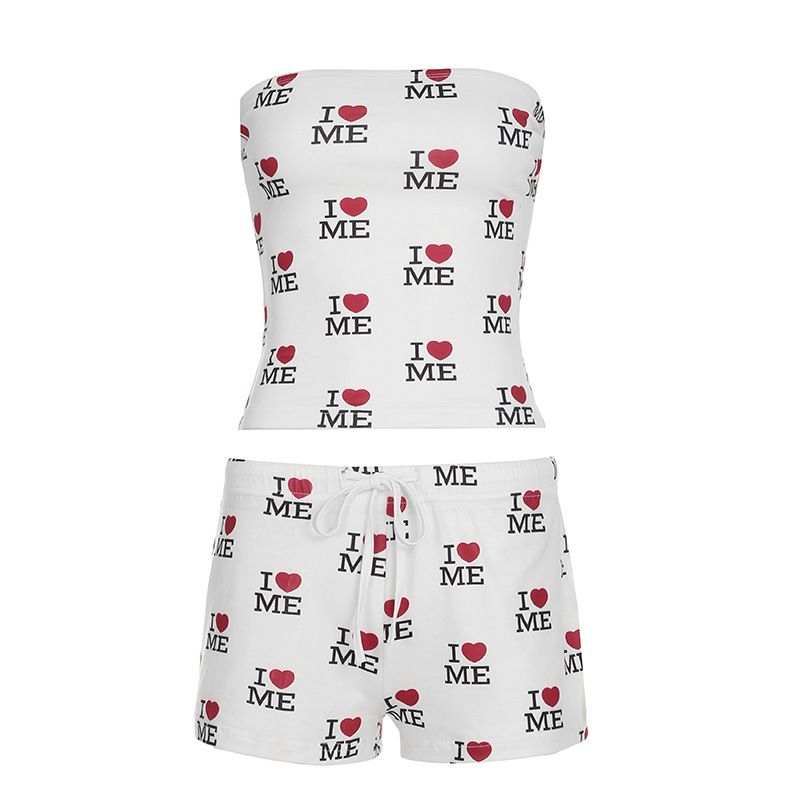 Conjunto casual de top de tubo con hombros descubiertos y pantalones cortos con cintura elástica con lazo, estampado "Loveme", estilo americano, de Audday_voghion.com