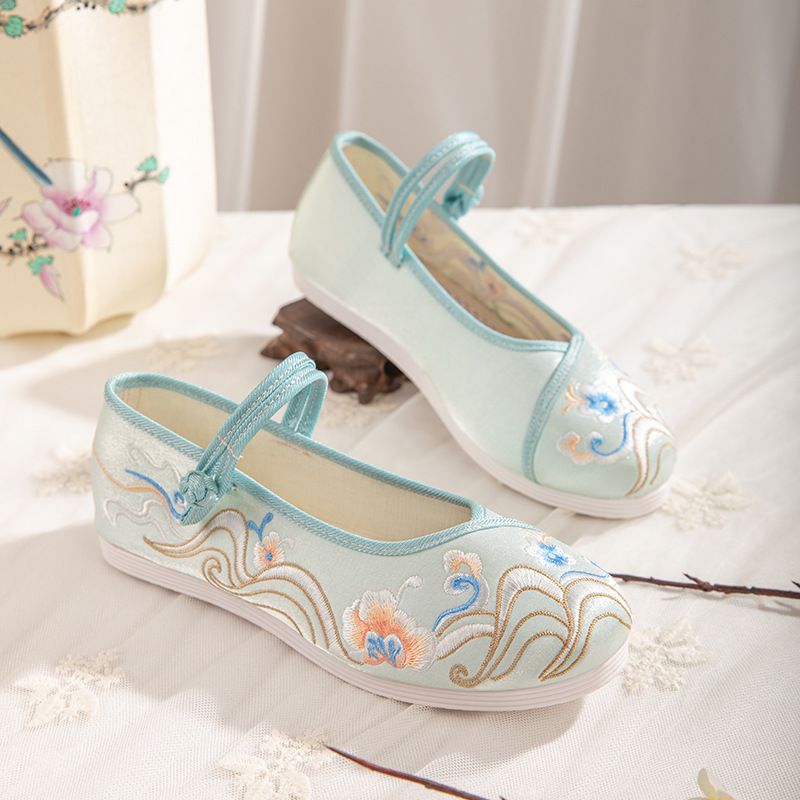 Damenschuhe Neue Hanfu-Schuhe für den Herbst Damenschuhe im antiken Stil mit Stickereien und flacher Sohle Antike Kostümschuhe mit Stickereien im Han-Element-Stil_voghion.com
