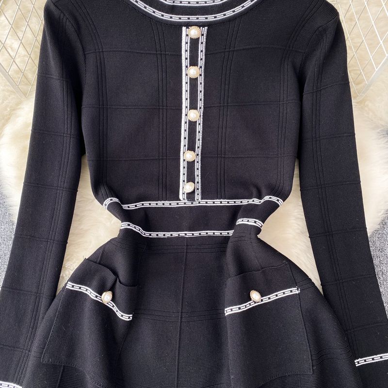 Îmbrăcăminte pentru femei Rochie tricotată de lux ușoară pentru femei în toamnă și iarnă rochie de damă cu mânecă lungă și talie cu temperament de nișă_voghion.com
