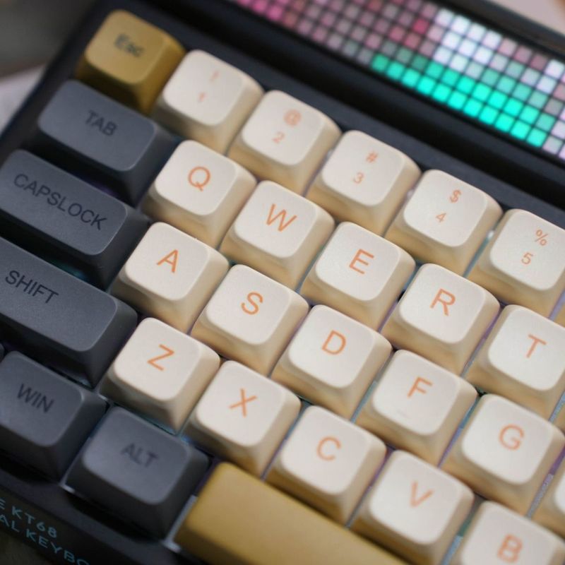 Feuerkopf-Monster-Tastenkappen für mechanische Tastatur, schimmerndes Thema, süß für Mädchen, Wärmesublimation, magnetischer Schalter, universell_voghion.com