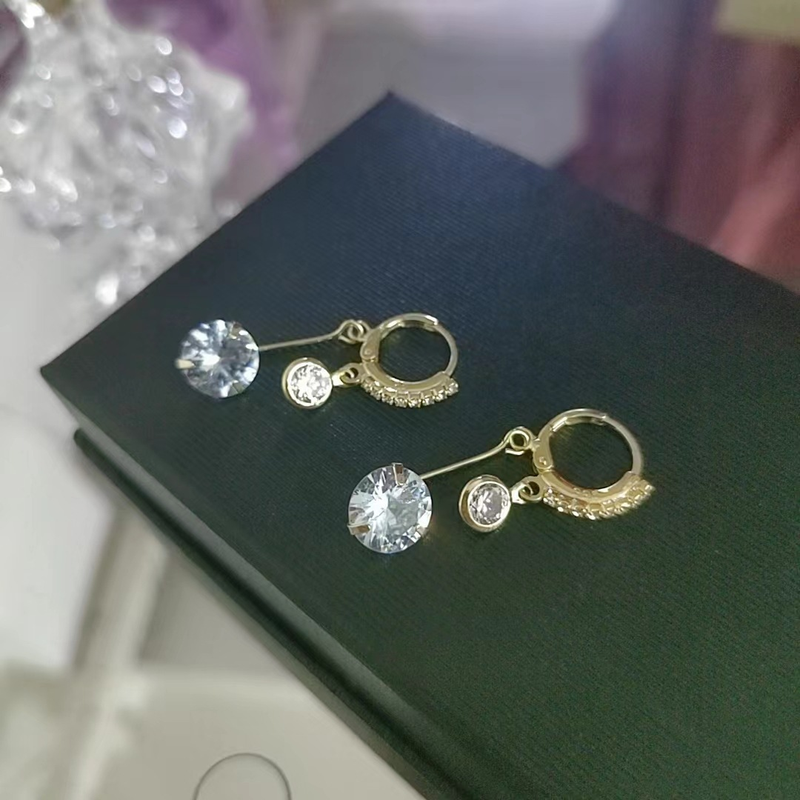 Orecchini da donna Temperamento e orecchini pendenti in zircone di fascia alta orecchini per donna 2023 nuovi orecchini di design di nicchia alla moda orecchini orecchini_voghion.com