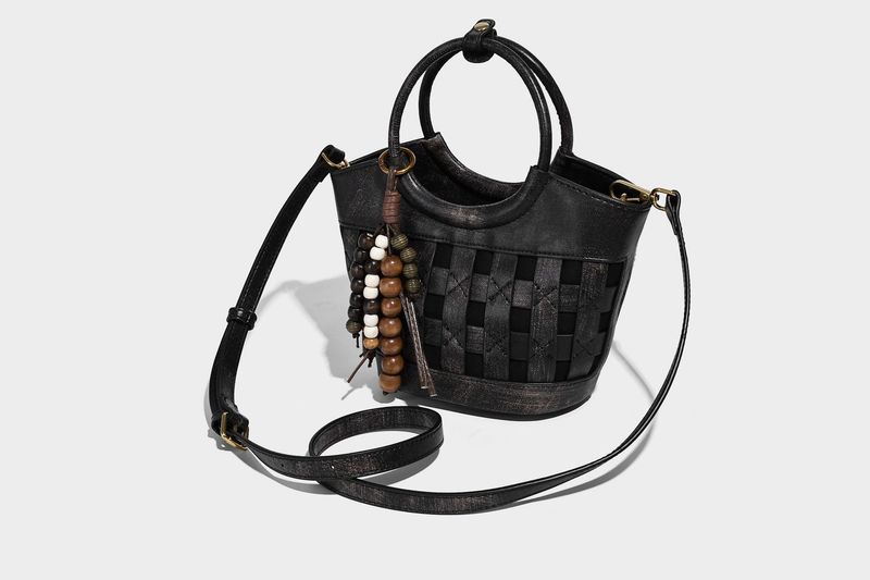 Borsa a secchiello con design di nicchia intrecciato di ispirazione retrò, nuovo arrivo autunno 2025, borsa a tracolla e tote versatile ed estetica con cestino di verdure_voghion.com