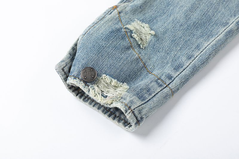 Giacca in denim semplice e ampia in stile street americano Eon Modish 2025_voghion.com