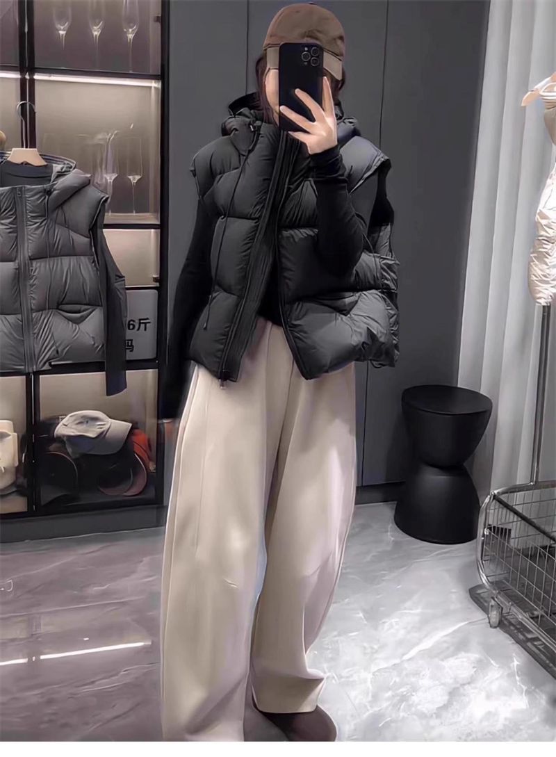 Women's Puffer Vest With Hood – Lightweight Down Filler, Oversized Fit, Short-Length For Petite & Casual Style_voghion.com