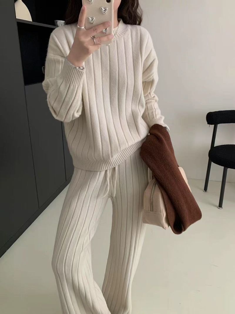 "Women's Knit Sweater & Pants Two-Piece Set – Round Neck Casual Lounge Suit, Soft Comfort For Autumn & Winter"_voghion.com