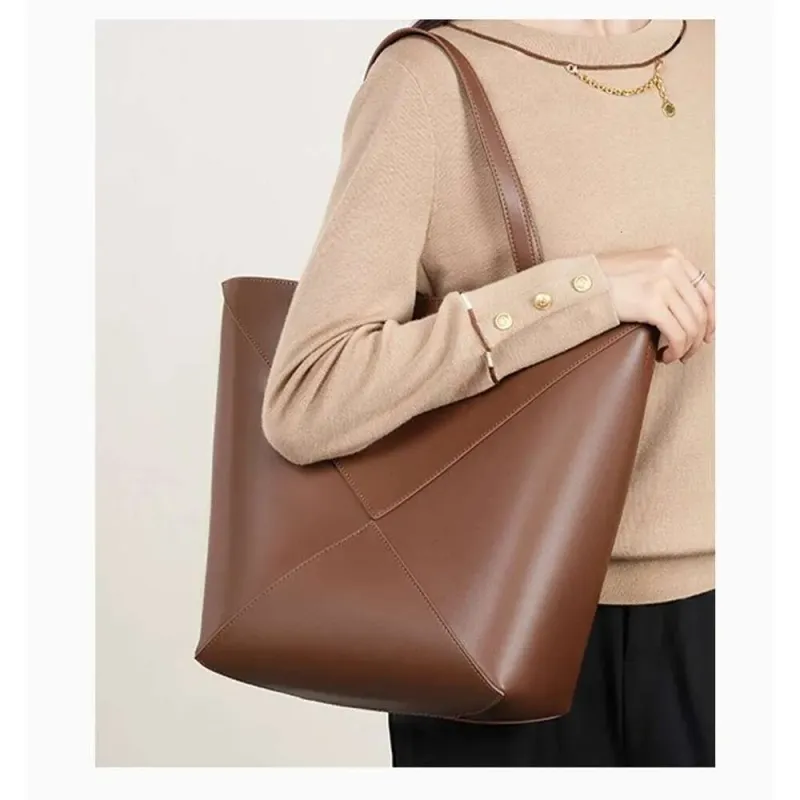 Sacs de créateur 2025 pour femmes, sac de voyage pliable en cuir fendu, sac à bandoulière grande capacité, fourre-tout léger, sac seau à bandoulière vintage_voghion.com