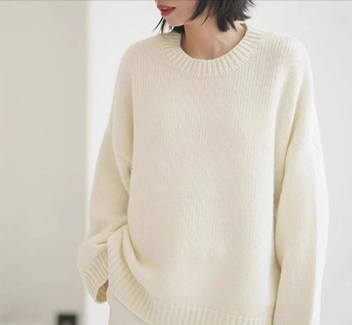 Maglione oversize in lana da donna - Pullover girocollo in maglia grossa, vestibilità comoda e ampia per autunno e inverno, toni neutri minimalisti_voghion.com