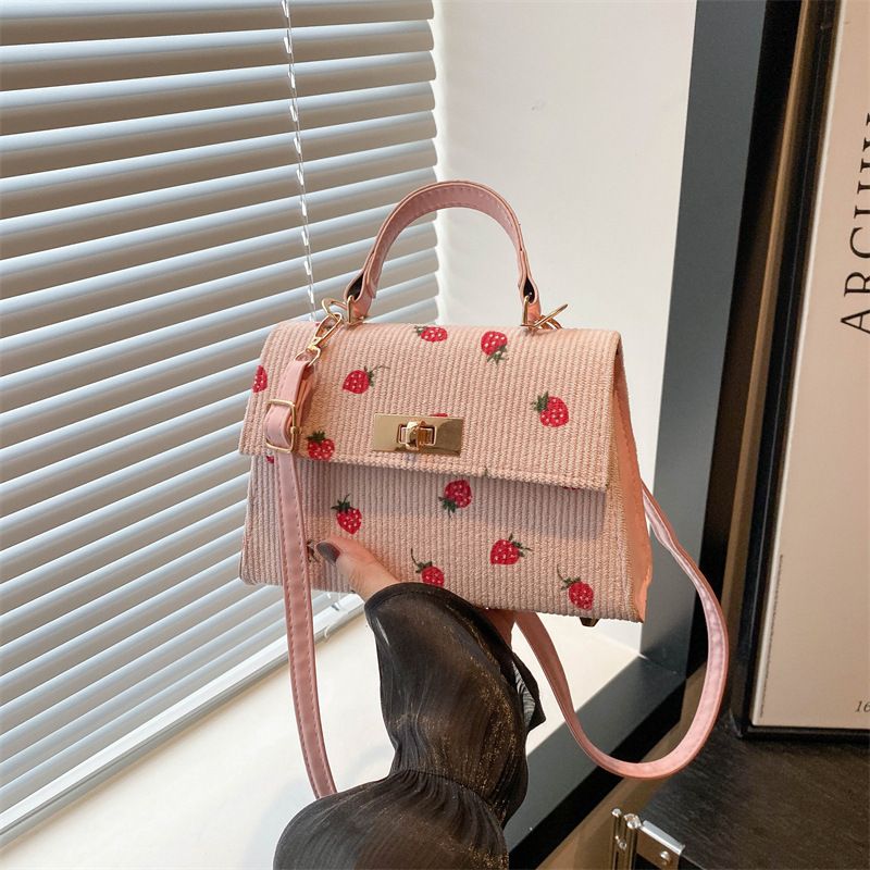 Trendy Spring/Summer New Shoulder Fashion 2025 Simple And Elegant Casual Textured Crossbody Small Square Bag For Women_voghion.com