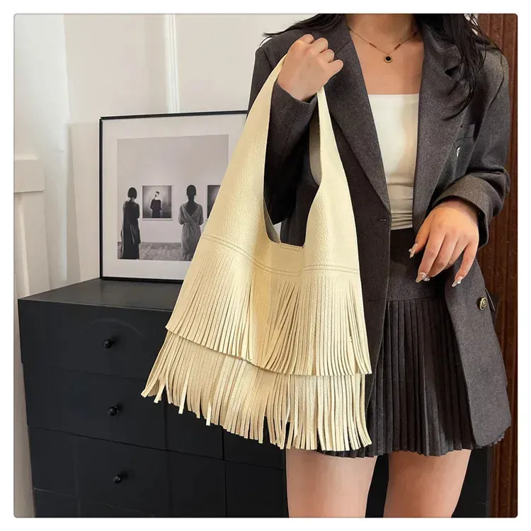 Borse a secchiello portatili da donna, stile parigino, alla moda, stile retrò, autunno inverno, alla moda, con frange, di grande capacità, casual_voghion.com
