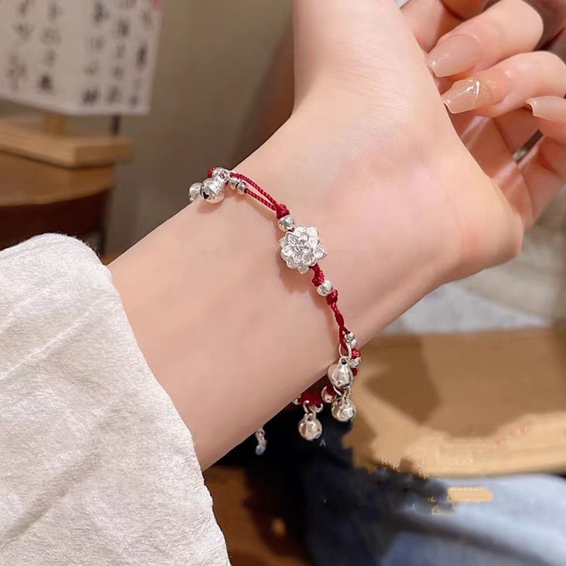 Bracelet clochette en forme de petit lotus rouge, frais et mignon, tissé à la main, corde porte-bonheur, bijoux faits main pour fille_voghion.com