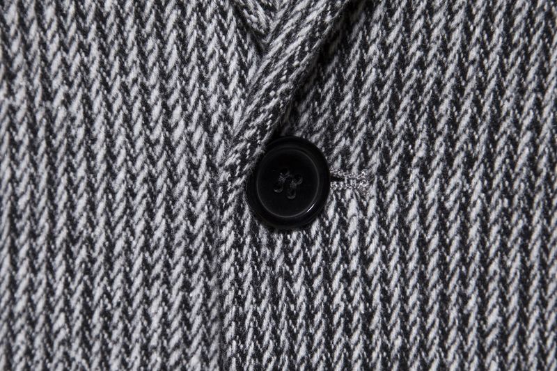 Giacca da uomo in lana, tendenza business casual minimalista e oversize per autunno e inverno_voghion.com